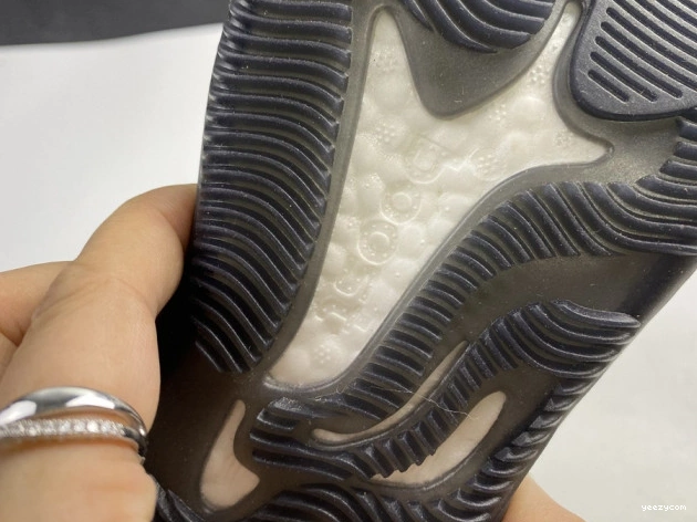 HYLTE YEEZY 380 ADIDAS GLOW BOOST FZ4990 1209